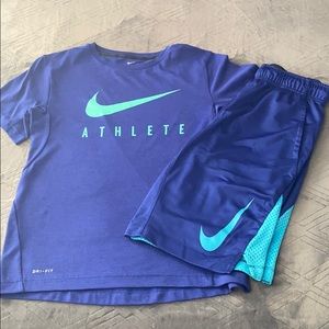 Like new Nike shorts size Medium w/ tee size Large